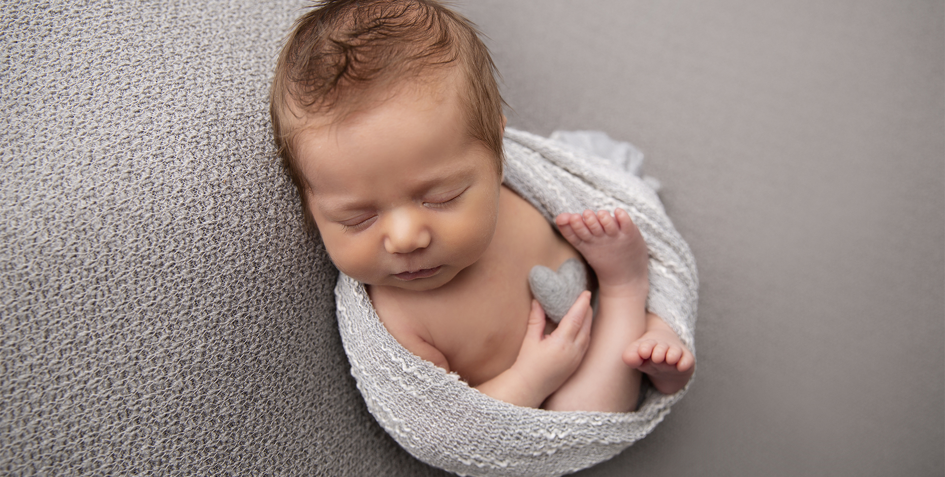 Wrapped Newborn Petite Mini Photography